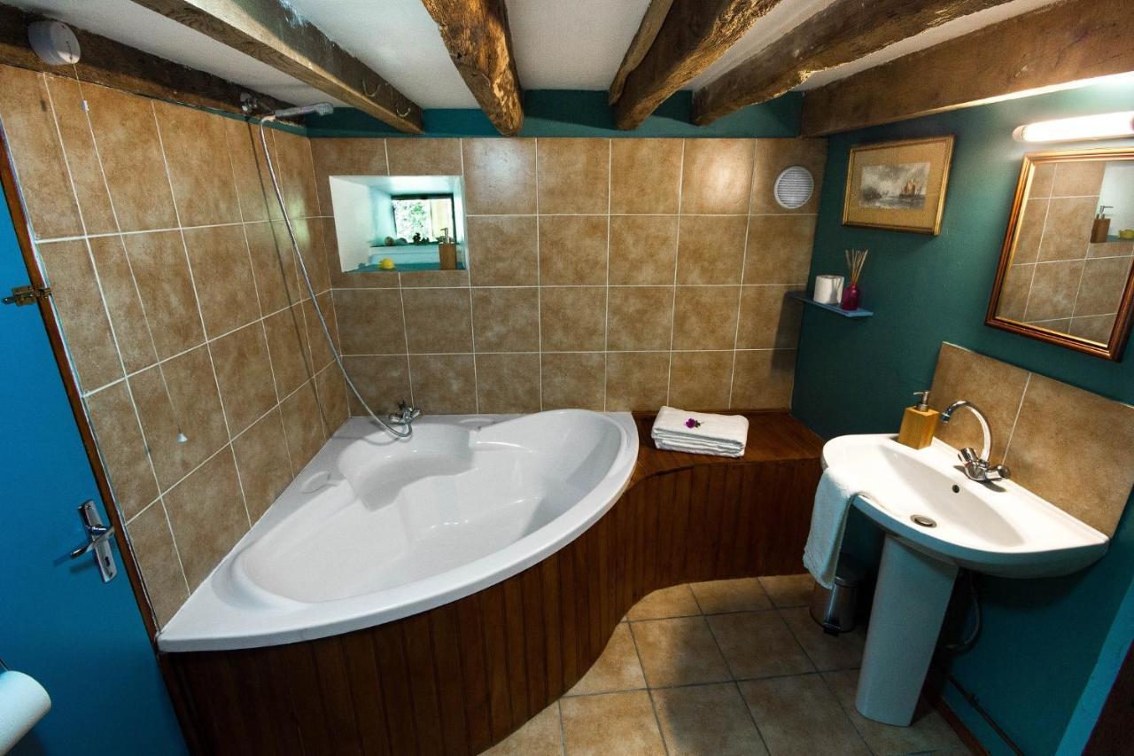 Bed and Breakfast Les Quatre Siècles à Herce Extérieur photo
